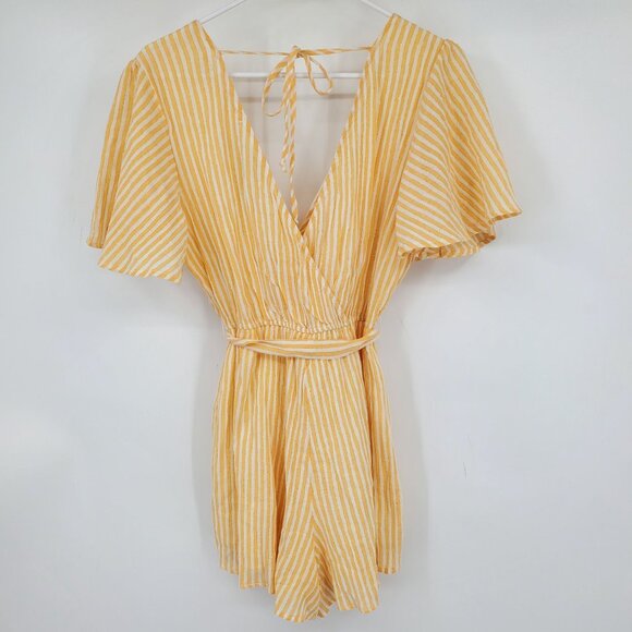 NWT Miami Francesca's Jerrie Shimmer Striped Kimono One Piece Romper Medium - Picture 3 of 9